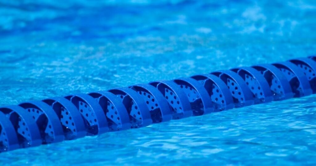 Με μεγάλη καθυστέρηση, η κυβέρνηση τοποθετείται για τα κολυμβητήρια που είναι κλειστά