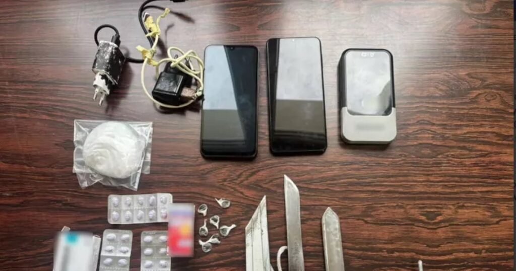 Φυλακές Μαλανδρίνου: Βρέθηκαν μαχαίρια, ναρκωτικά, κινητά και… ρούτερ -…