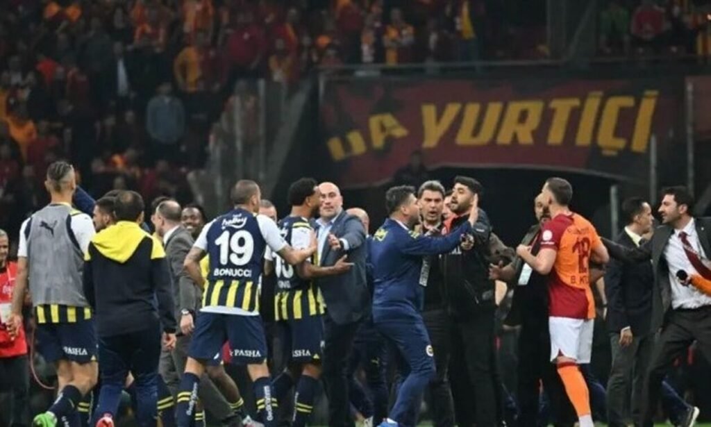 Ποινή φυλάκισης σε δύο παίκτες της Φενερμπαχτσέ