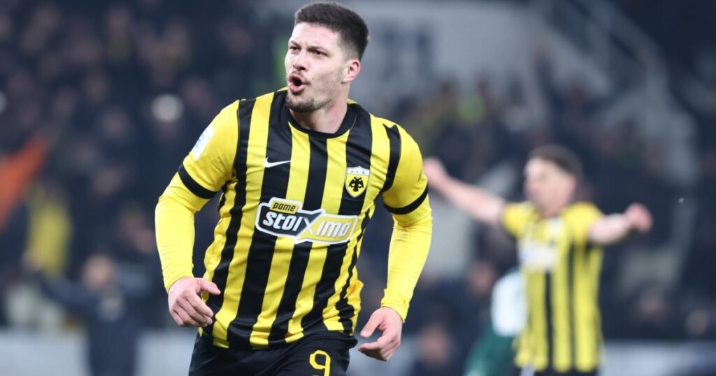 Γιόβιτς: «Δεν σκεφτήκαμε το πρόστιμο, όπως δεν σκεφτήκαμε το μπόνους»