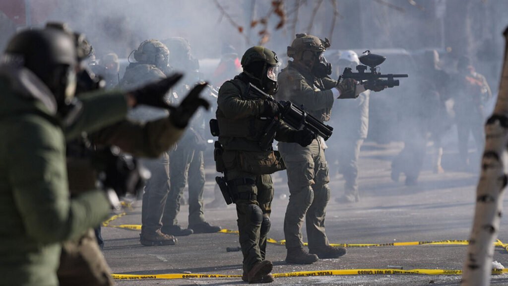 Μινεσότα: Θύελλα αντιδράσεων στη Μινεάπολη μετά τον θάνατο του 37χρονου από την ICE – Διαδηλωτές στους δρόμους