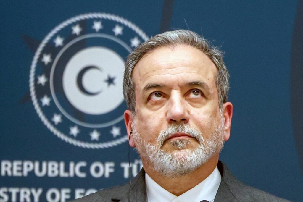 Σε περίπτωση επίθεσης των ΗΠΑ, το Ιράν θα χτυπήσει αμερικανικές βάσεις στην περιοχή