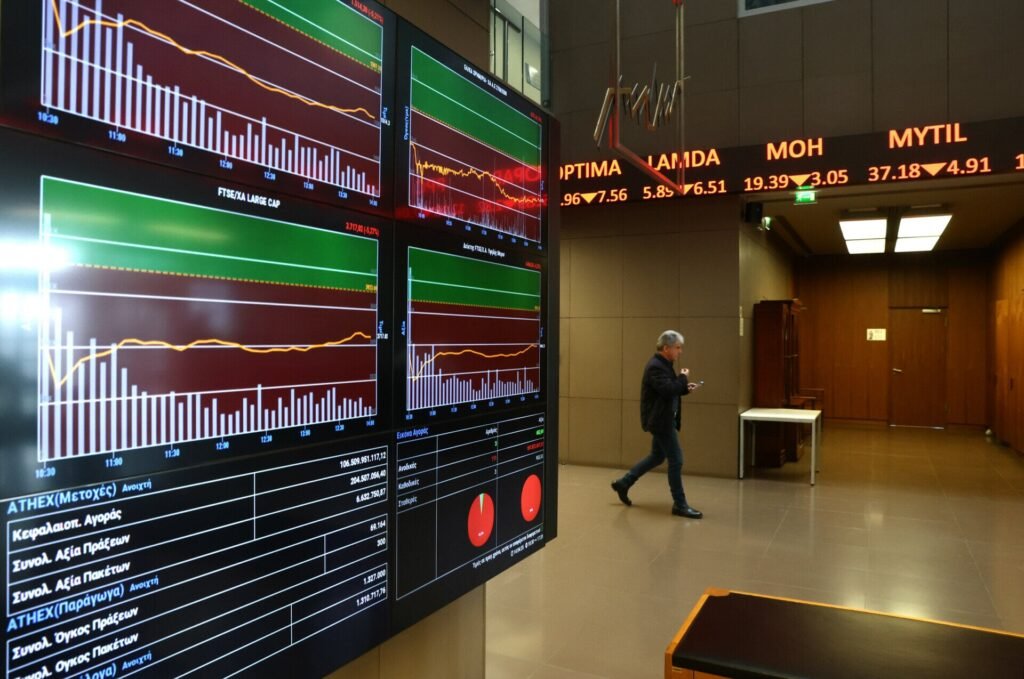 Επιλεγμένο profit taking στη «σκιά» του ράλι