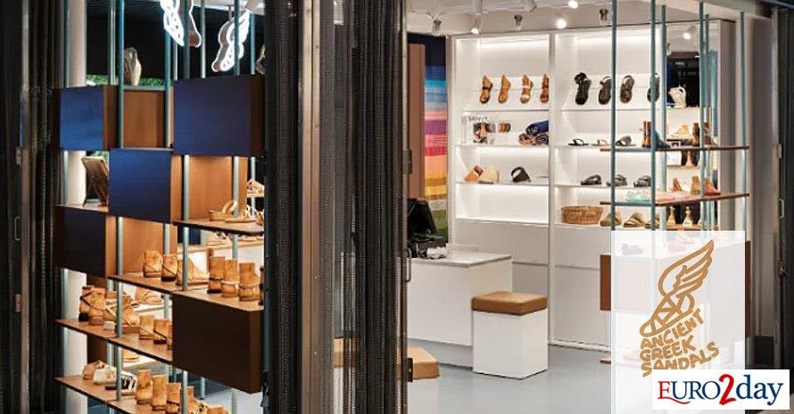 Χάνουν ύψος τα… φτερωτά σανδάλια της Ancient Greek Sandals