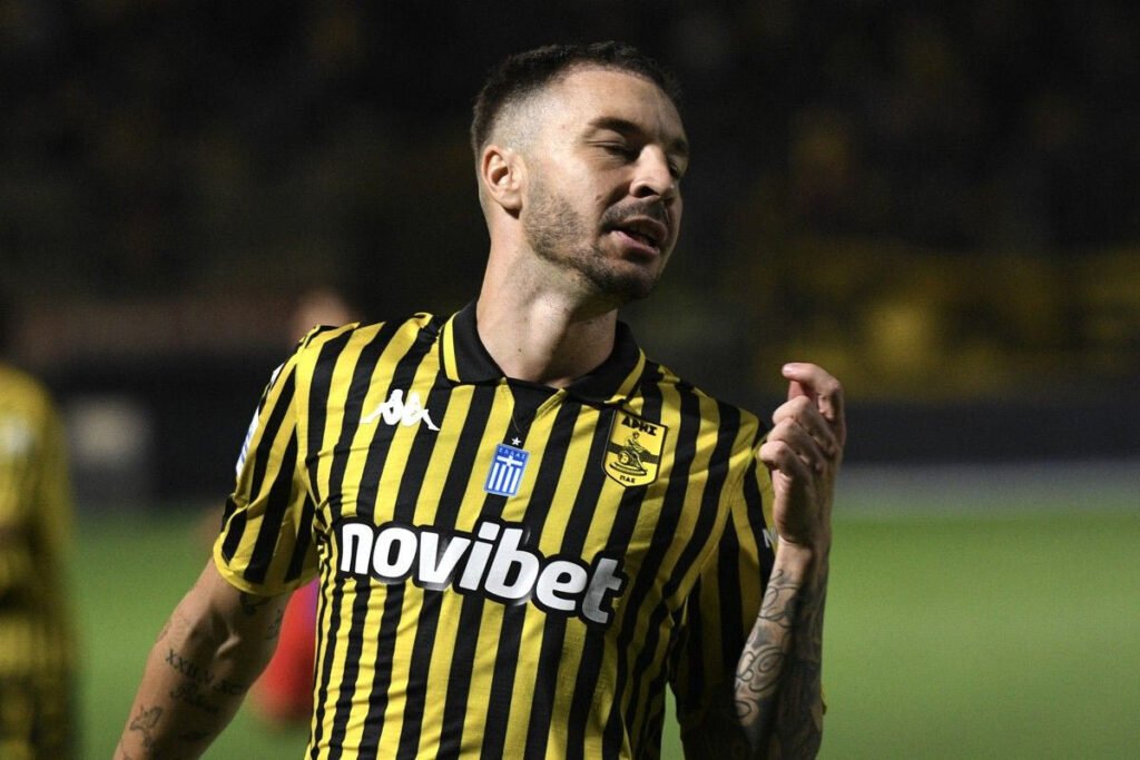 Ο Μορόν έχει προσελκύσει το ενδιαφέρον ομάδων από Τουρκία και Ισπανία, σύμφωνα με το Transferfeed