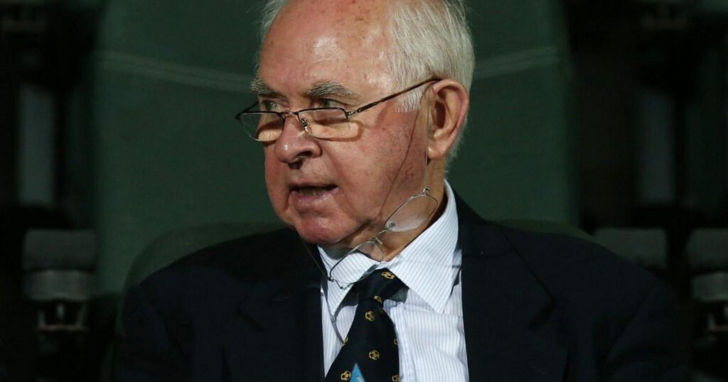 Πέθανε ο Βασίλης Δανιήλ