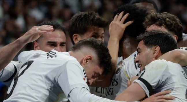 Ισπανία – LaLiga:«Βασιλική» ανατροπή στο ντέρμπι της Μαδρίτης – Η Ρεάλ κέρδισε 3-2 την Ατλέτικο