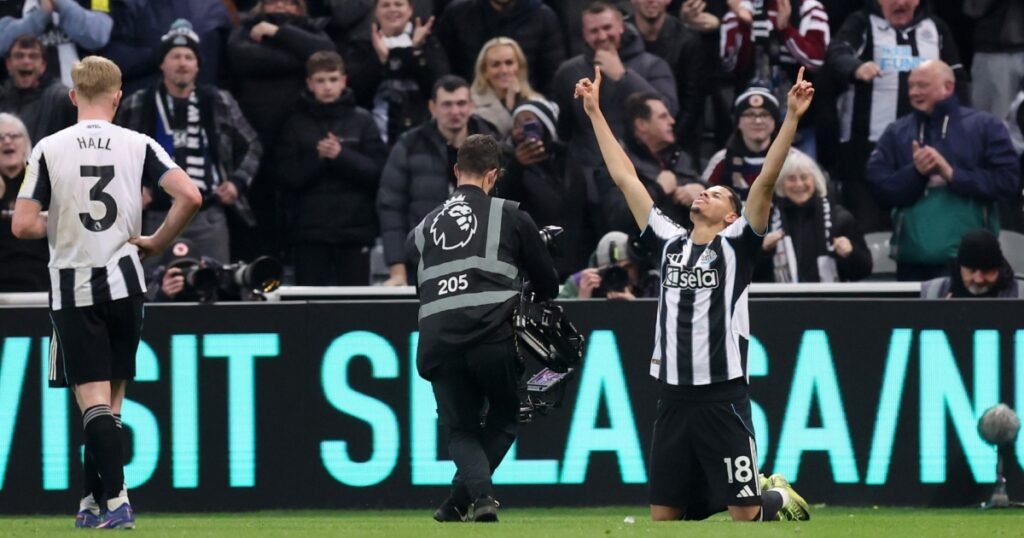Νιούκαστλ – Μάντσεστερ Γιουνάιτεντ 2-1: Κι οι δέκα ήταν μαχητές!