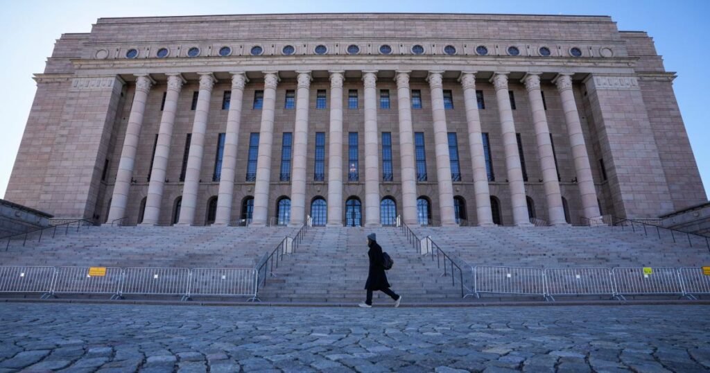 Η Φινλανδία στο «κόλπο» των πυρηνικών – Τέλος η απαγόρευση