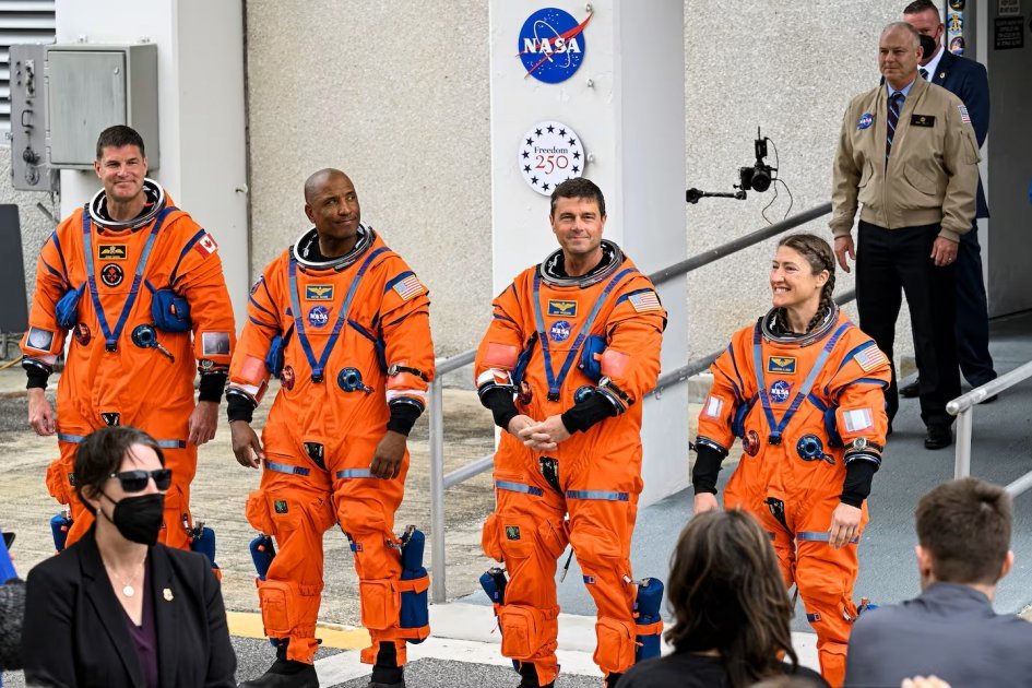 Οι αστροναύτες που πήγαν στο διάστημα δεν πληρώνονται όσο νομίζουμε