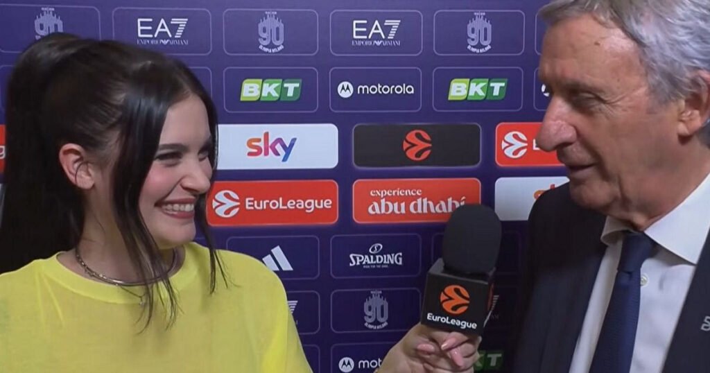 “Γύπας” Πέσιτς ζήτησε το τηλέφωνο on air σε ιταλίδα δημοσιογράφο την ώρα της flash interview