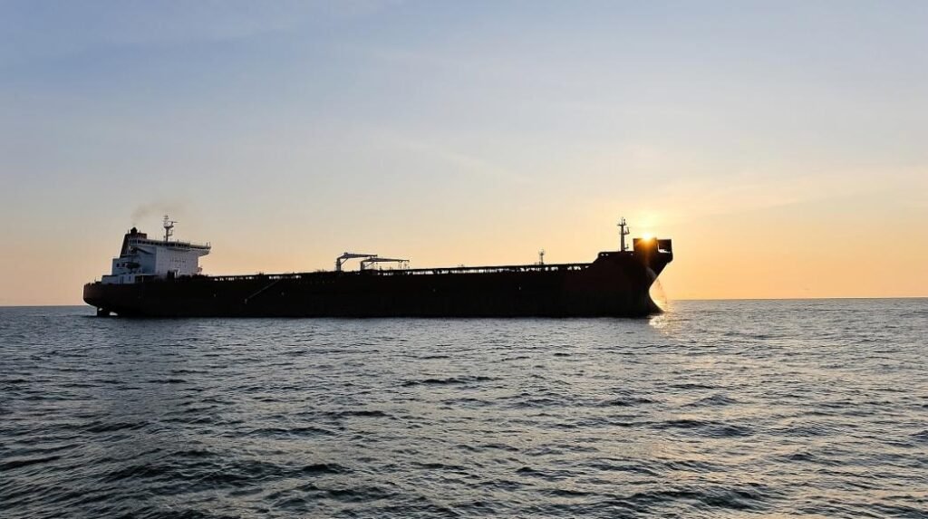 ΗΠΑ: Τέλος στην προσωρινή άρση κυρώσεων για το ρωσικό πετρέλαιο