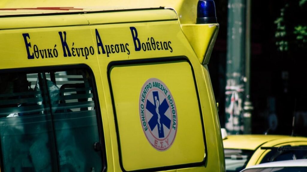 Διάσωση τραυματία σε δύσβατο σημείο στον Άγιο Βλάσιο Αγρινίου και μεταφορά στο νοσοκομείο