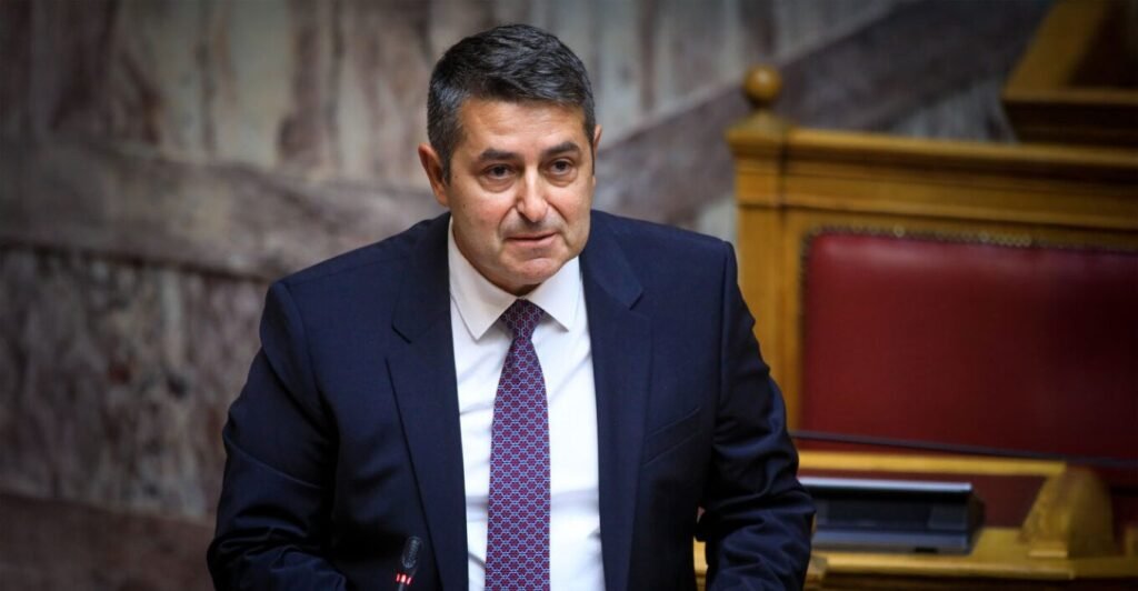 Υπεβλήθη σε εμβολισμό ανευρύσματος, σοβαρή αλλά ελεγχόμενη η κατάστασή του