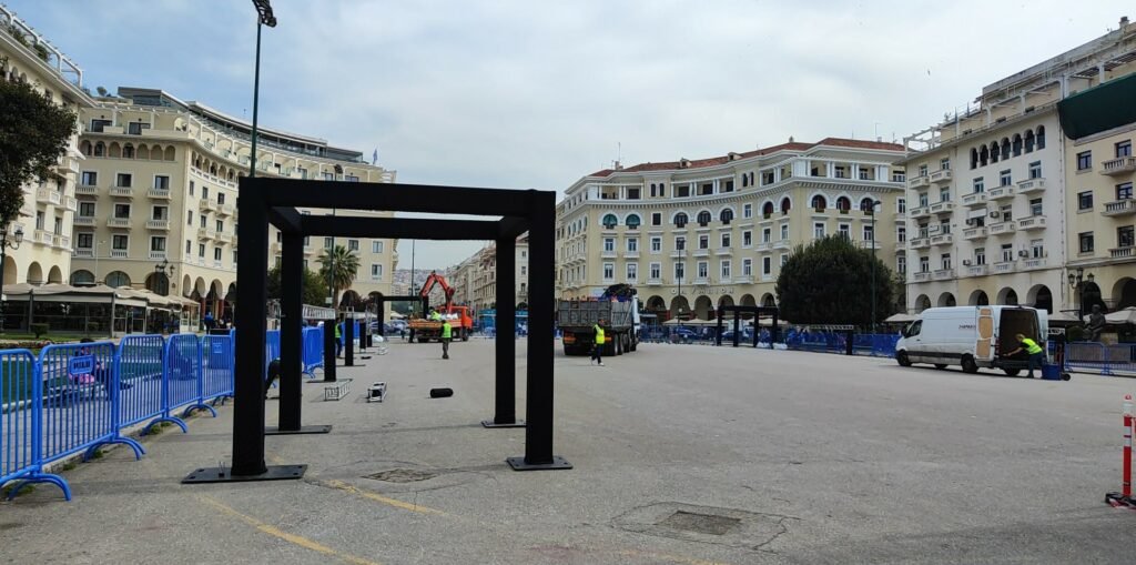 Σε ρυθμούς… ΠΑΟΚ η Πλατεία Αριστοτέλους (pics & vid)